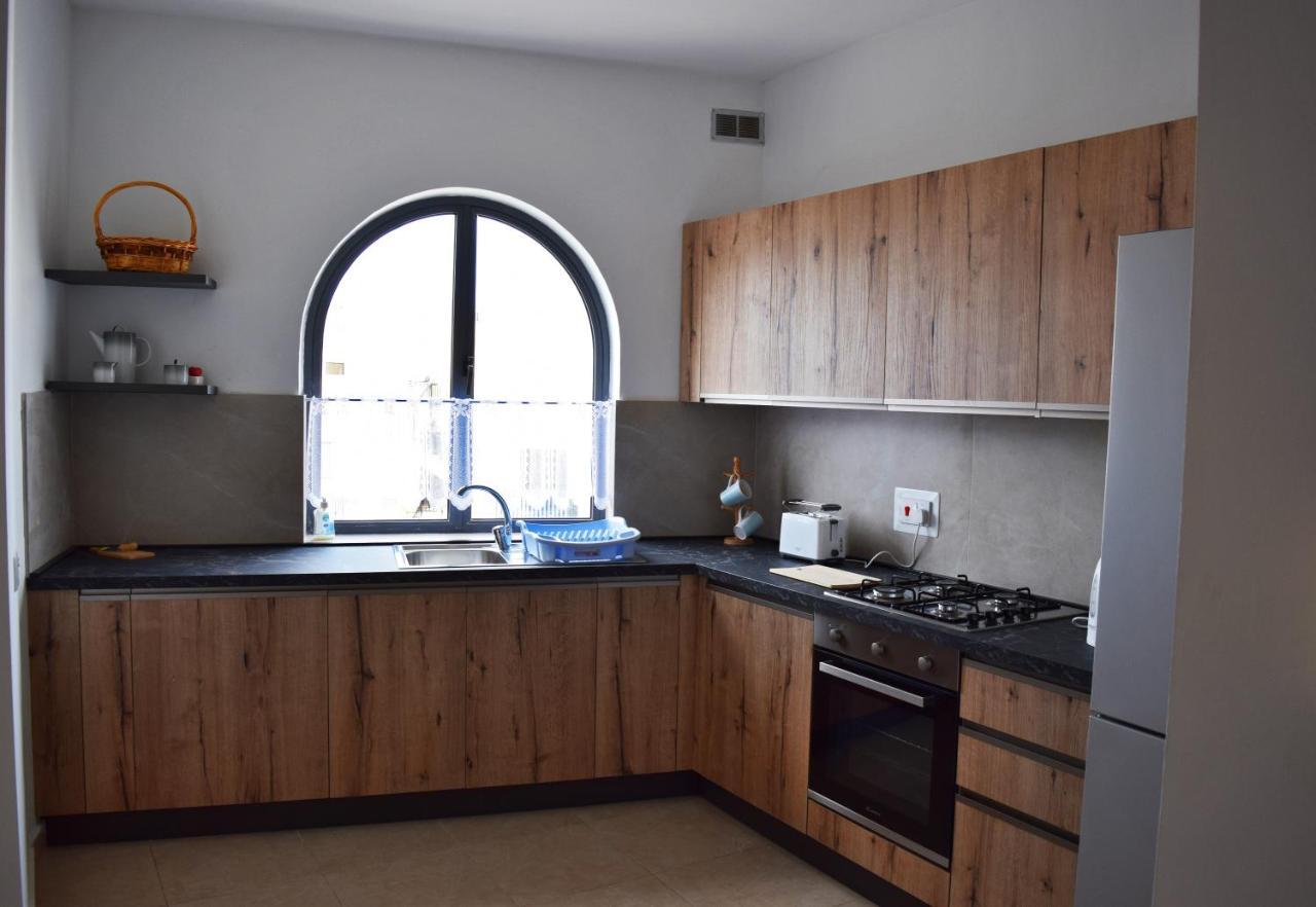 Da Vinci 3 Bedroom Apartment Mellieha Exterior photo